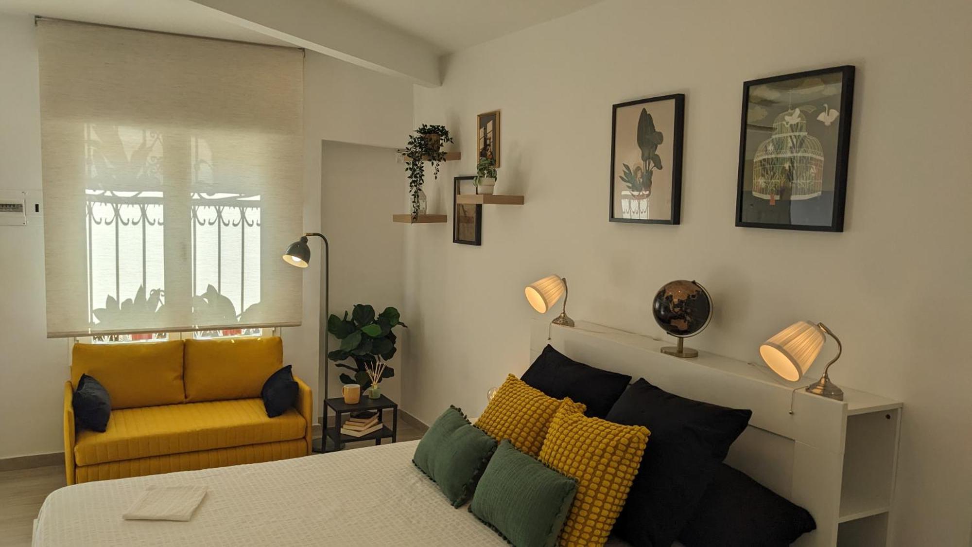 Estudio Con Piscina Y Parking, Playa A 4 Min A Pie, Tren A 2 Min فوينخيرولا المظهر الخارجي الصورة